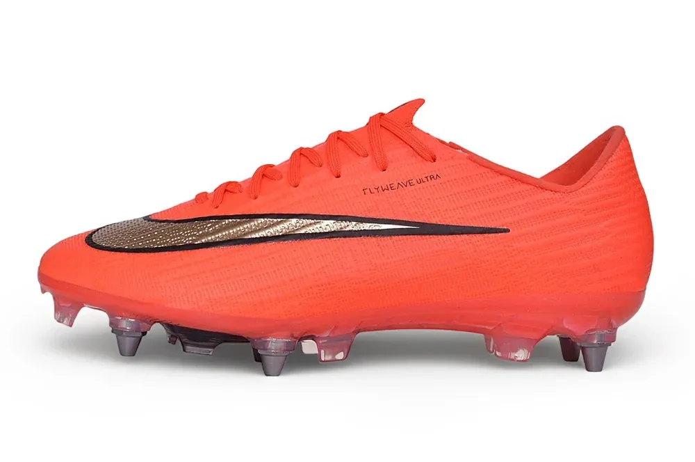 Nike Mercurial Superfly 11 in Red