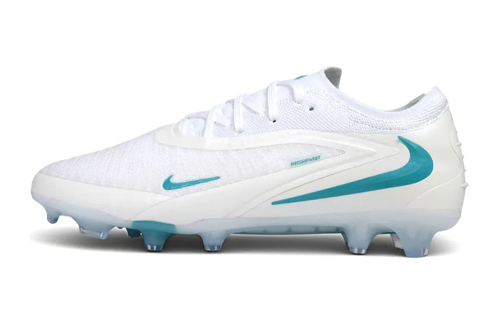 Nike Phantom 6 Low in White / Jade