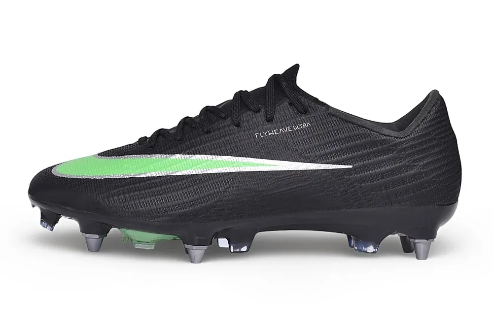 Nike Mercurial Superfly 11 in Black / Green